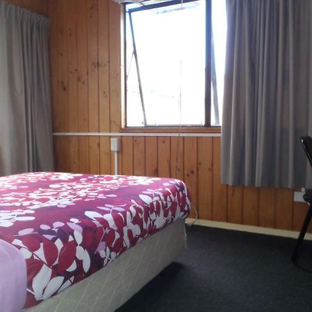 Borders Beyond Hostel Auckland Exterior photo